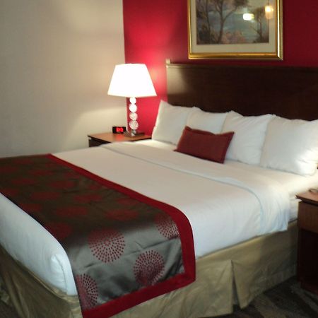 Ramada By Wyndham Yonkers - Westchester Exterior photo