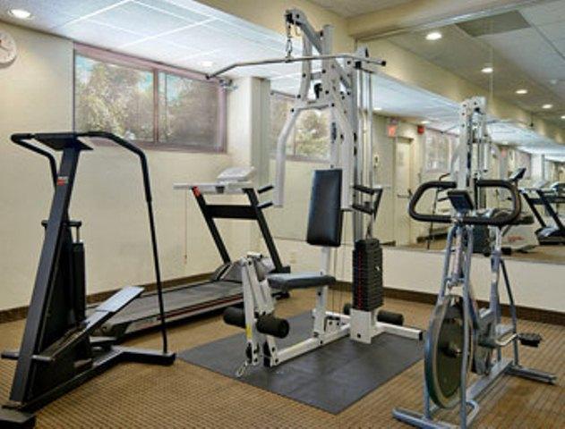 Ramada By Wyndham Yonkers - Westchester Facilities photo